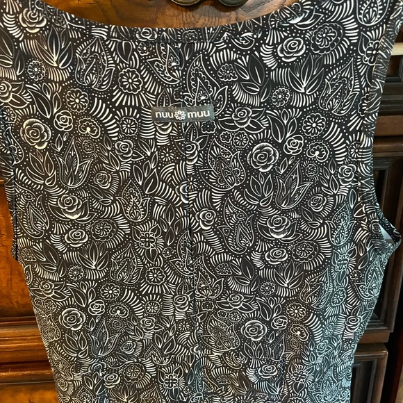 Nuu-Muu Scoop Pocket Exercise Dress - Picture 4 of 5